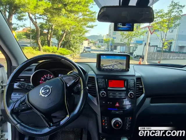 SsangYong TIBOLI 2017 1.6 автомат (гидро), миниатюра 6
