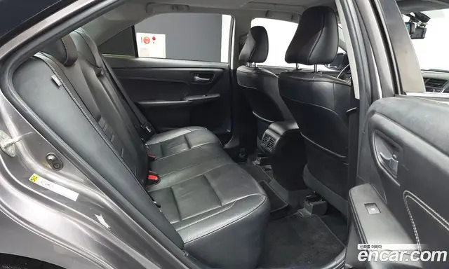Toyota Camry 2017 2.5 автомат (гидро), миниатюра 12