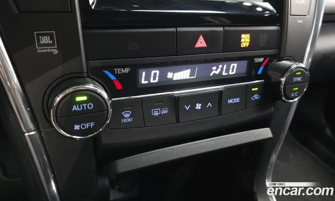 Toyota Camry 2017 2.5 автомат (гидро), фото 16 Toyota Camry 2017 2.5 автомат (гидро), фото 16
