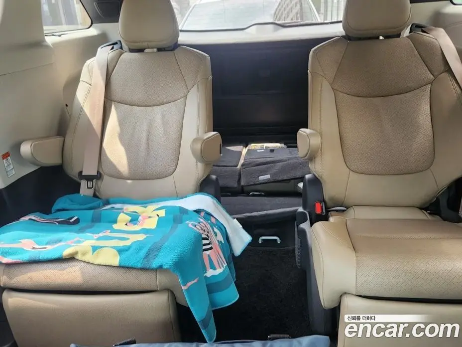 Toyota Sienna 2022 2.5 автомат (гидро), фото 5