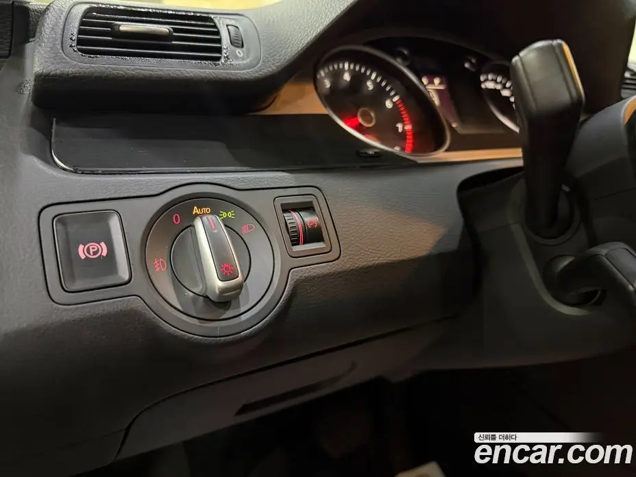 Volkswagen CC 2009 2.0 автомат (гидро), фото 13 Volkswagen CC 2009 2.0 автомат (гидро), фото 13