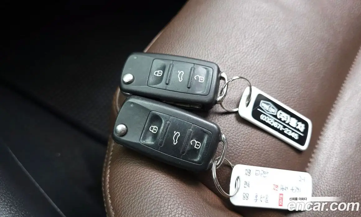 Volkswagen Tiguan 2013 2.0 автомат (гидро), фото 19 Volkswagen Tiguan 2013 2.0 автомат (гидро), фото 19