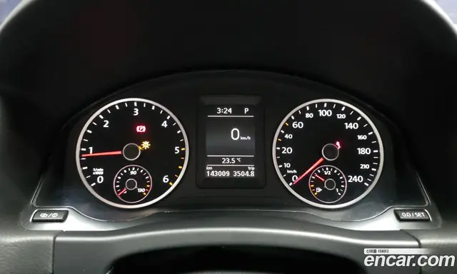 Volkswagen Tiguan 2013 2.0 автомат (гидро), миниатюра 8 Volkswagen Tiguan 2013 2.0 автомат (гидро), миниатюра 8