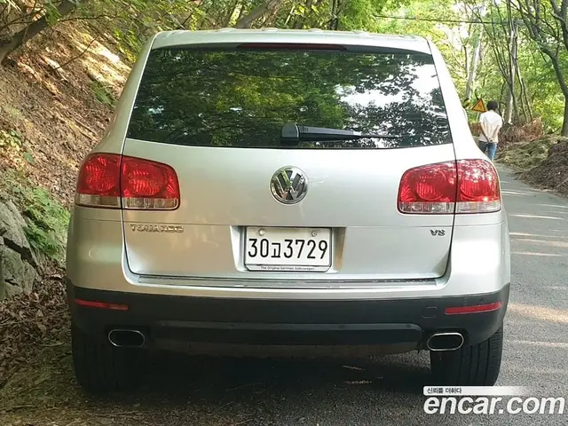 Volkswagen Touareg 2005 4.2 автомат (гидро), миниатюра 3