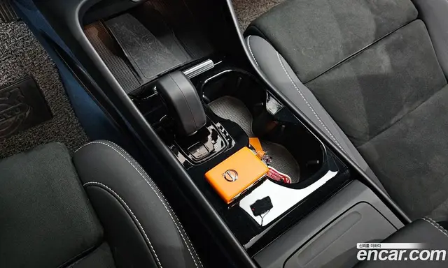 Volvo C40 2022 0.2 АКПП, миниатюра 9