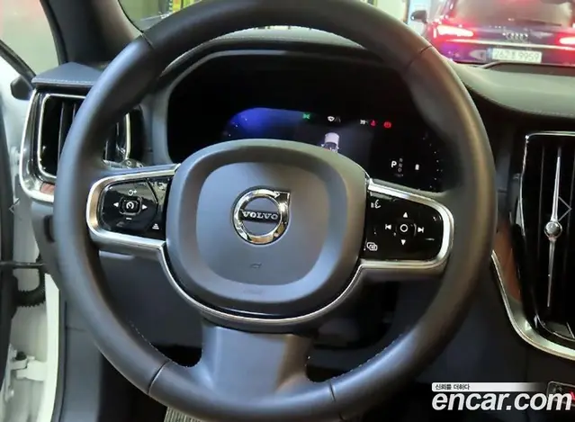 Volvo V60 2023 2.0 автомат (гидро), миниатюра 8