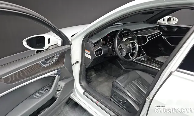 Audi A6 2023 2.0 автомат (гидро), миниатюра 10