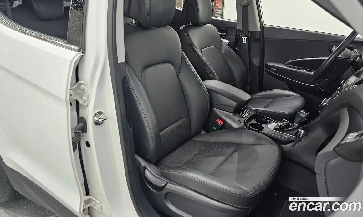 Hyundai Santa Fe 2017 2.0 автомат (гидро), фото 11