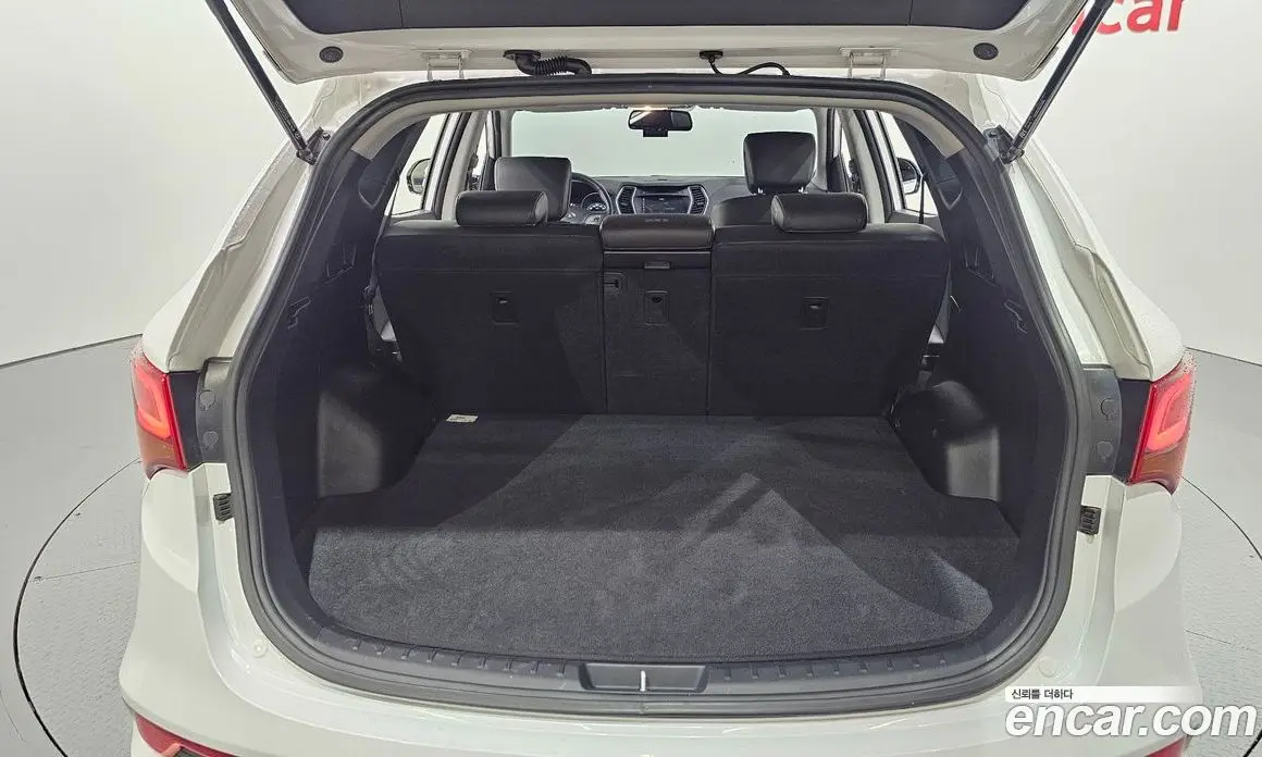 Hyundai Santa Fe 2017 2.0 автомат (гидро), фото 20
