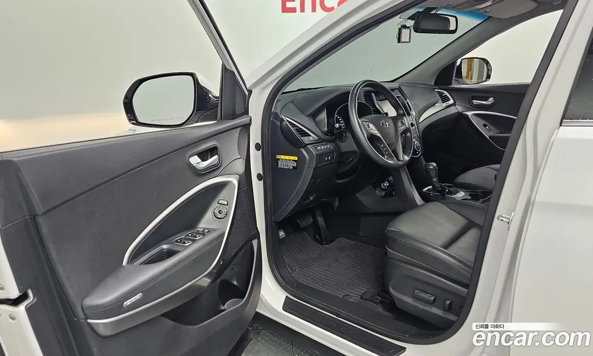 Hyundai Santa Fe 2017 2.0 автомат (гидро), фото 10