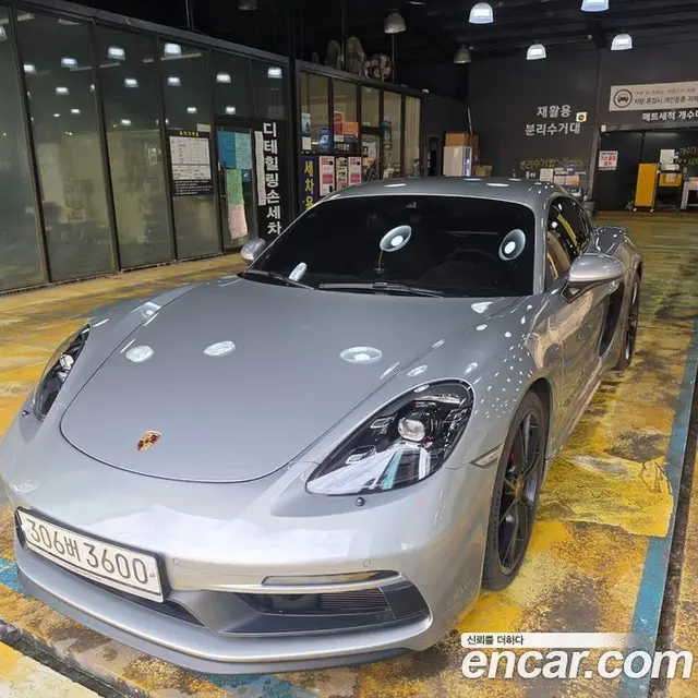 Porsche 718, 2018, 60 000 км