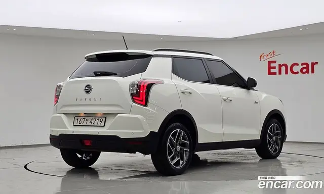 SsangYong TIBOLI 2022 1.5 автомат (гидро), миниатюра 2