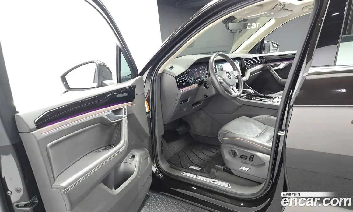 Volkswagen Touareg 2020 3.0 автомат (гидро), фото 10