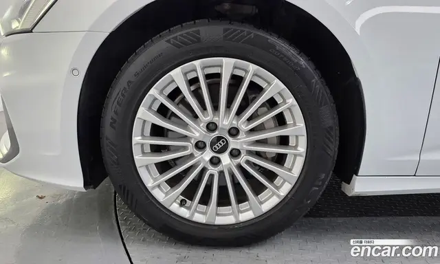 Audi A6 2021 2.0 автомат (гидро), миниатюра 5