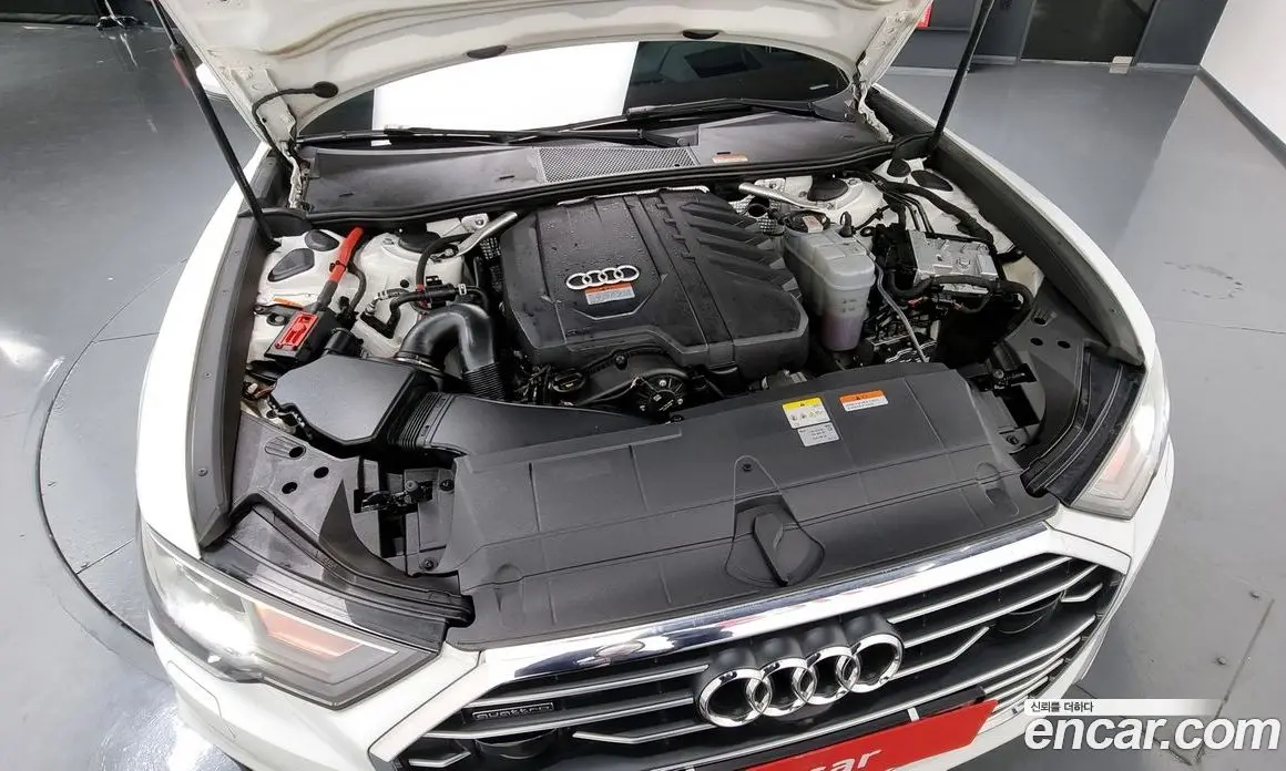 Audi A6 2023 2.0 автомат (гидро), фото 6