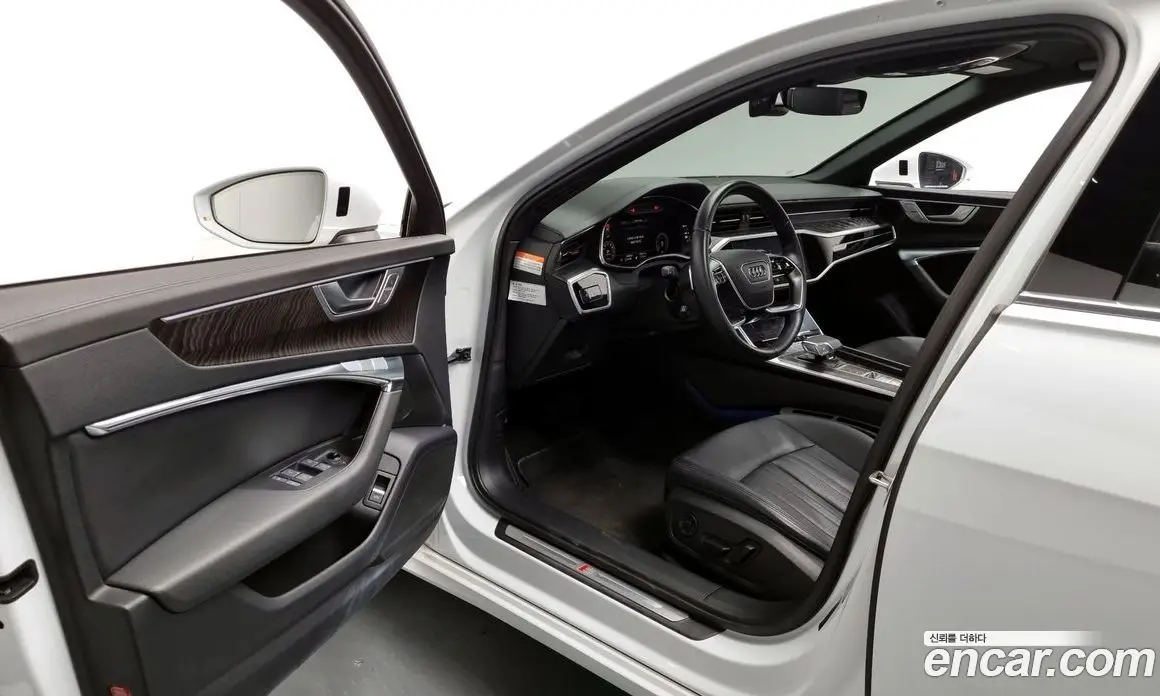 Audi A6 2023 2.0 автомат (гидро), фото 10