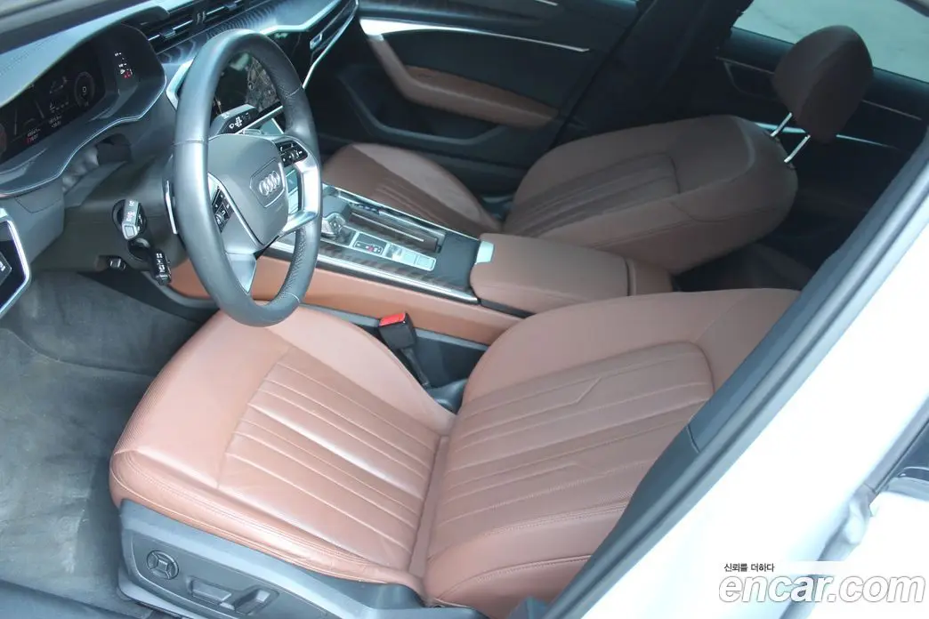 Audi A6 2023 2.0 автомат (гидро), фото 12