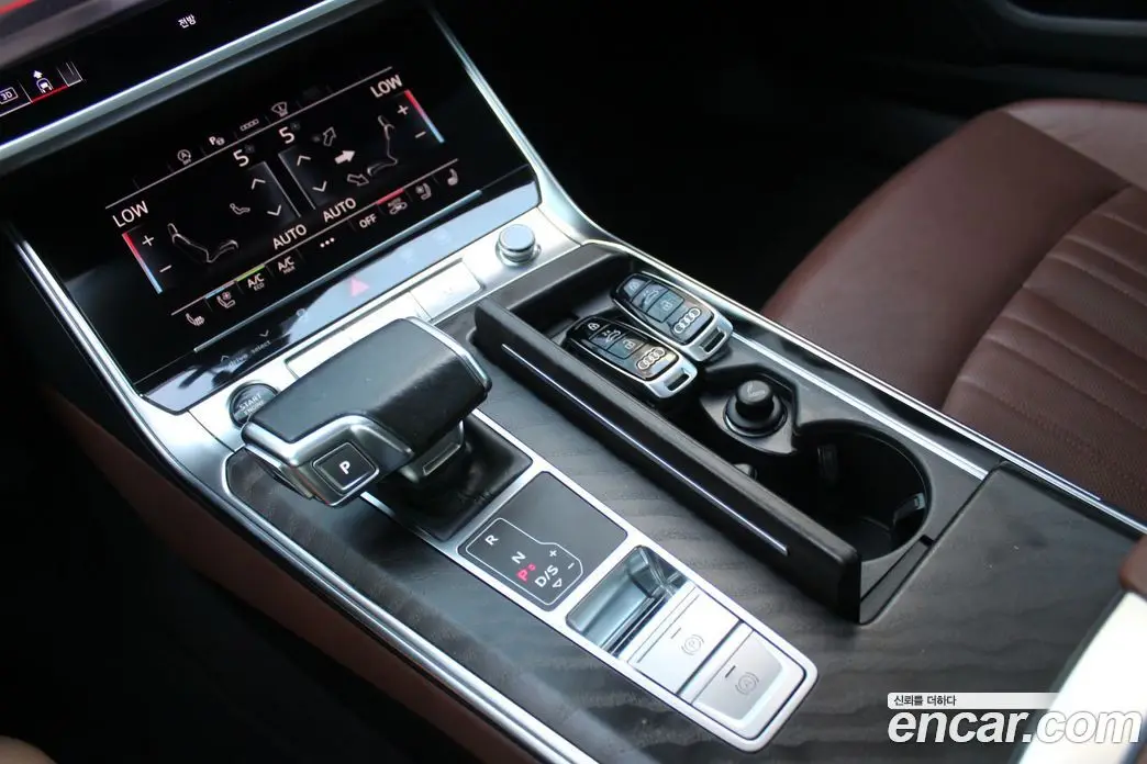 Audi A6 2023 2.0 автомат (гидро), фото 9