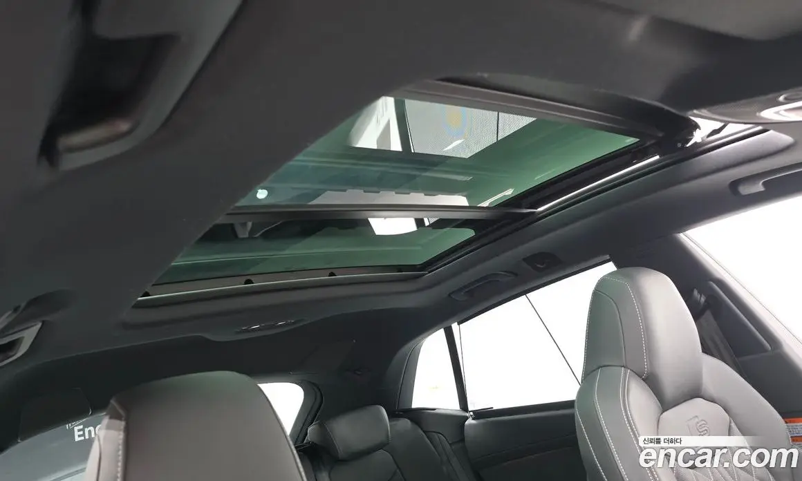 Audi Q8 2024 3.0 автомат (гидро), фото 18