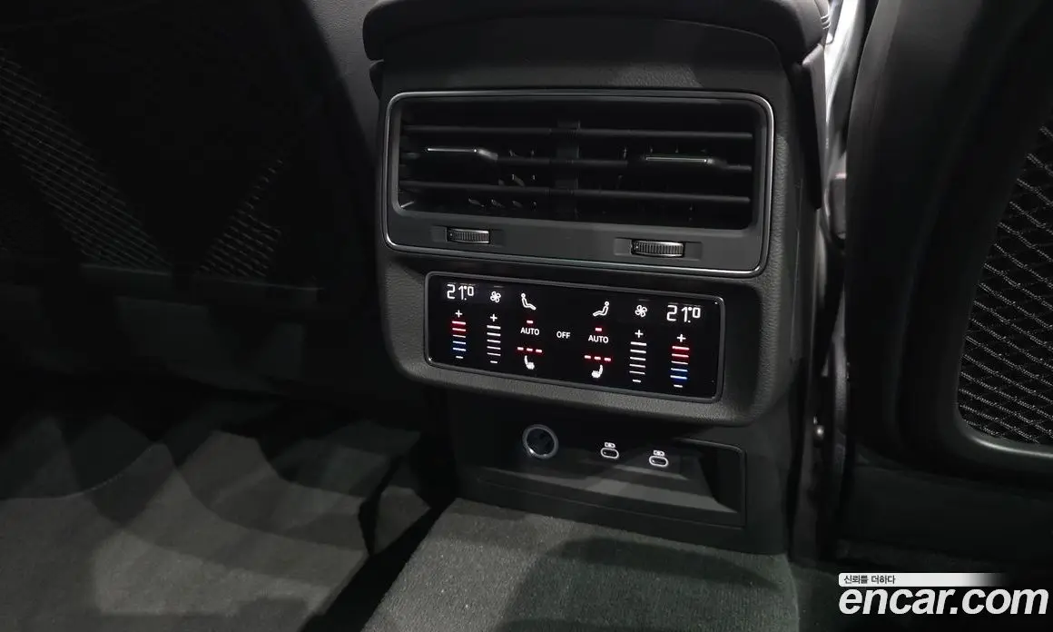 Audi Q8 2024 3.0 автомат (гидро), фото 19