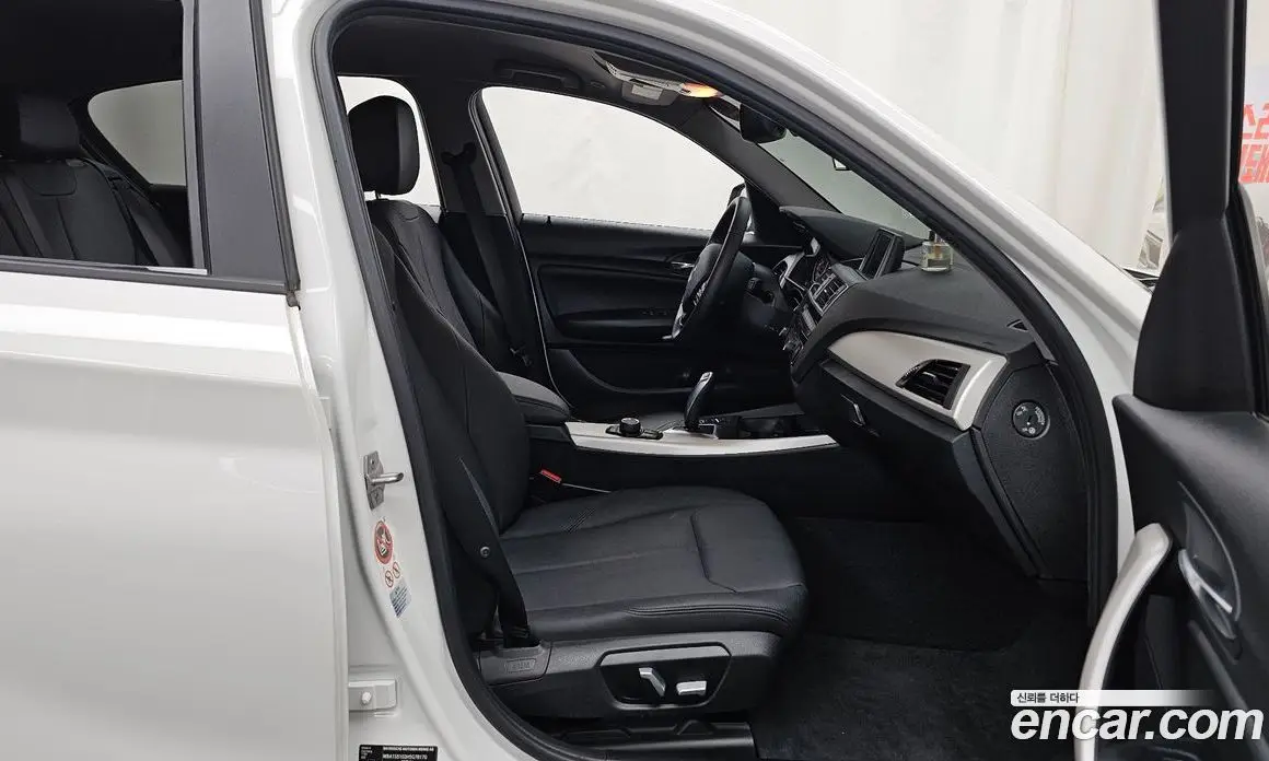 BMW 1 серия 2017 2.0 автомат (гидро), фото 11