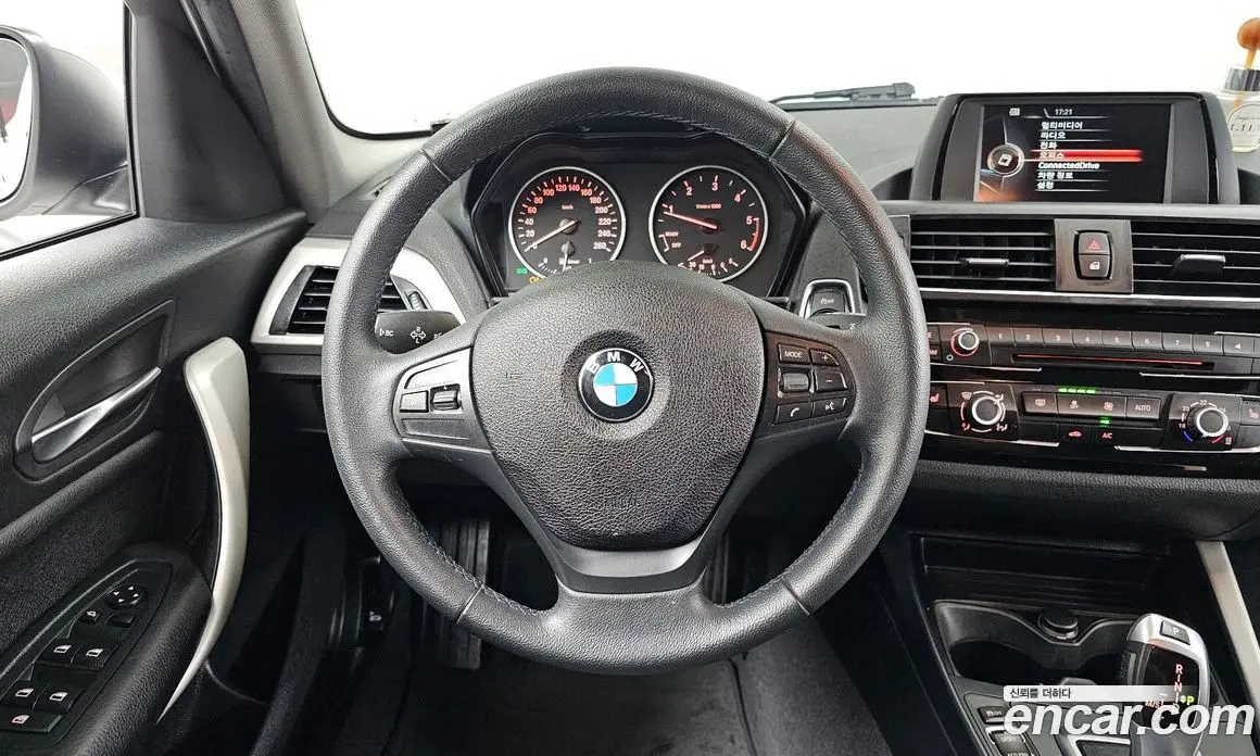 BMW 1 серия 2017 2.0 автомат (гидро), фото 13