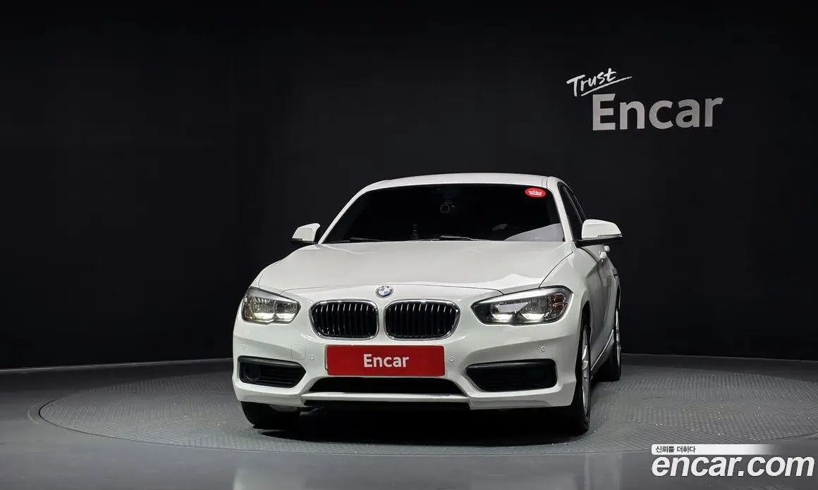 BMW 1 серия 2017 2.0 автомат (гидро), фото 3