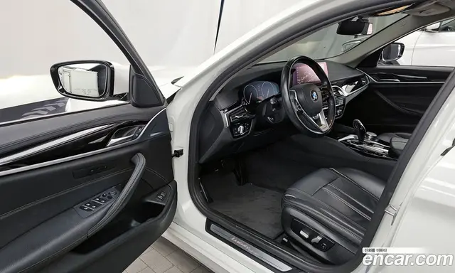 BMW 5 серия 2019 2.0 автомат (гидро), миниатюра 10