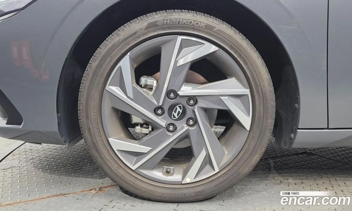 Hyundai Avante 2025 1.6 автомат (гидро), фото 5 Hyundai Avante 2025 1.6 автомат (гидро), фото 5