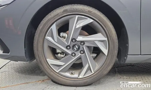 Hyundai Avante 2025 1.6 автомат (гидро), миниатюра 5 Hyundai Avante 2025 1.6 автомат (гидро), миниатюра 5