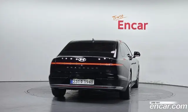 Hyundai Grandeur 2024 2.5 автомат (гидро), миниатюра 4