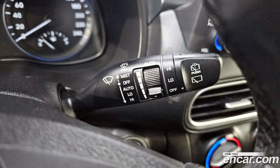 Hyundai Kona 2017 1.6 автомат (гидро), фото 17