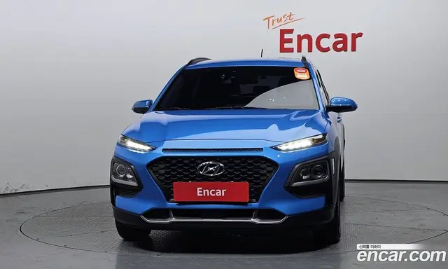 Hyundai Kona 2017 1.6 автомат (гидро), миниатюра 3