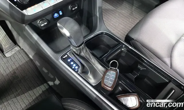 Hyundai Sonata 2017 2.0 автомат (гидро), миниатюра 9 Hyundai Sonata 2017 2.0 автомат (гидро), миниатюра 9