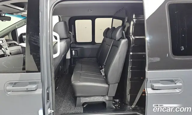 Hyundai Staria 2025 3.5 автомат (гидро), миниатюра 11