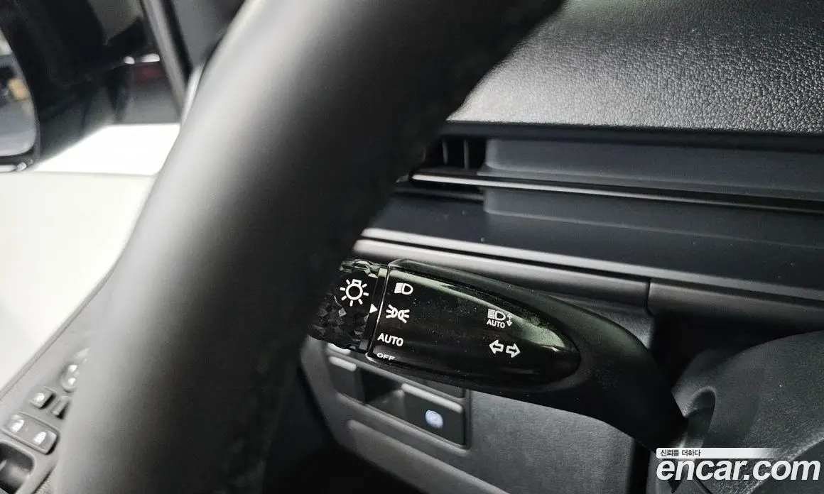 Hyundai Staria 2025 3.5 автомат (гидро), фото 14