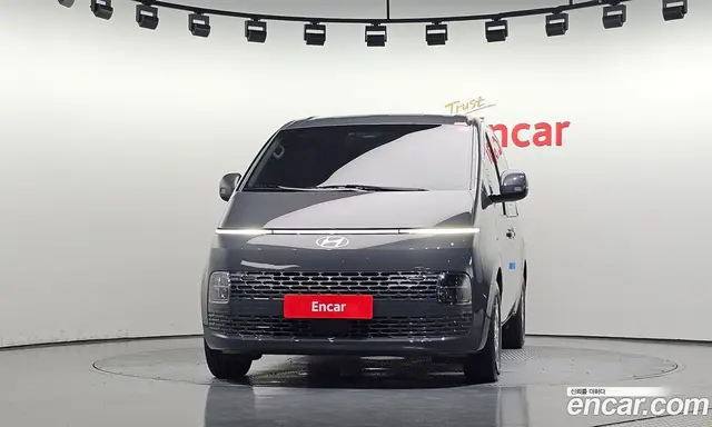 Hyundai Staria 2025 3.5 автомат (гидро), миниатюра 3