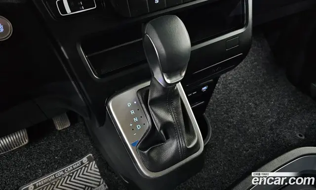 Hyundai Staria 2025 3.5 автомат (гидро), миниатюра 9