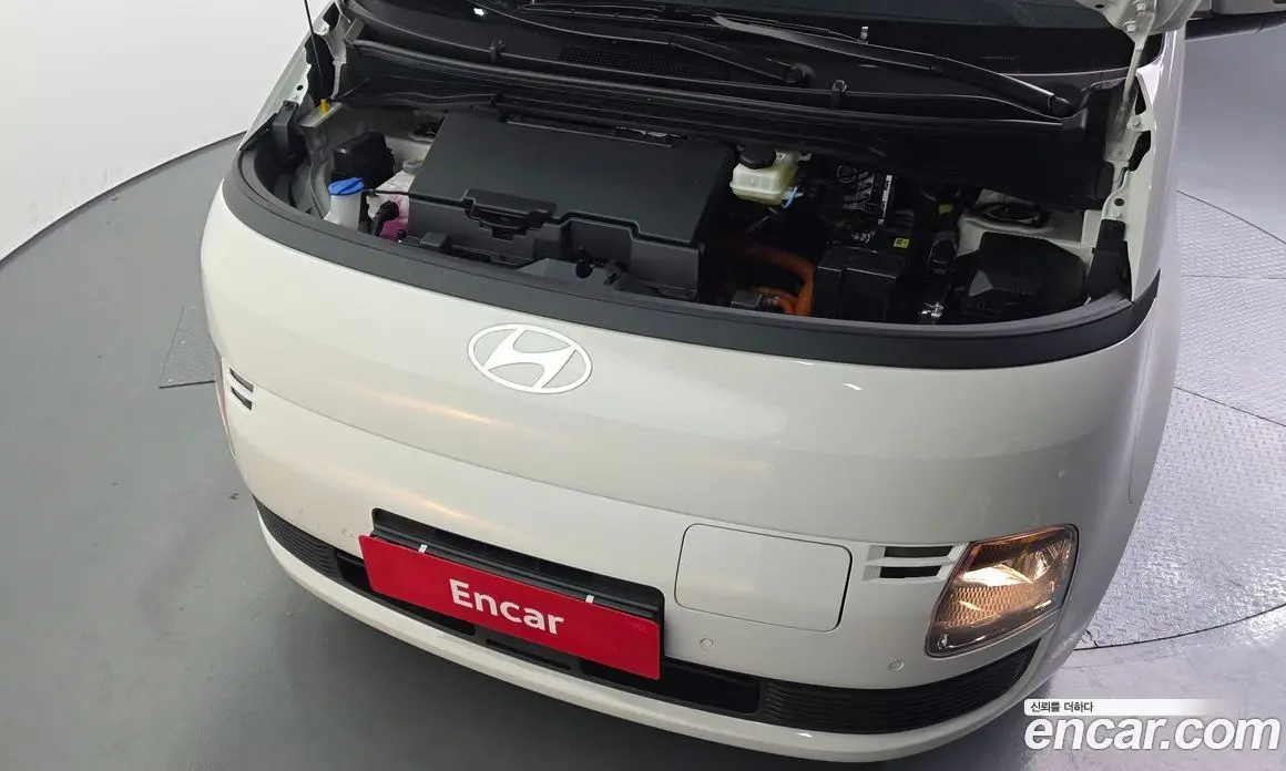Hyundai Staria 2026 0.1 автомат (гидро), фото 6
