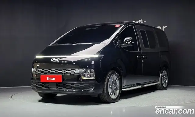 Hyundai Staria, 2026, 1 810 км