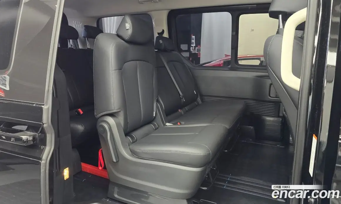 Hyundai Staria 2026 1.6 автомат (гидро), фото 12