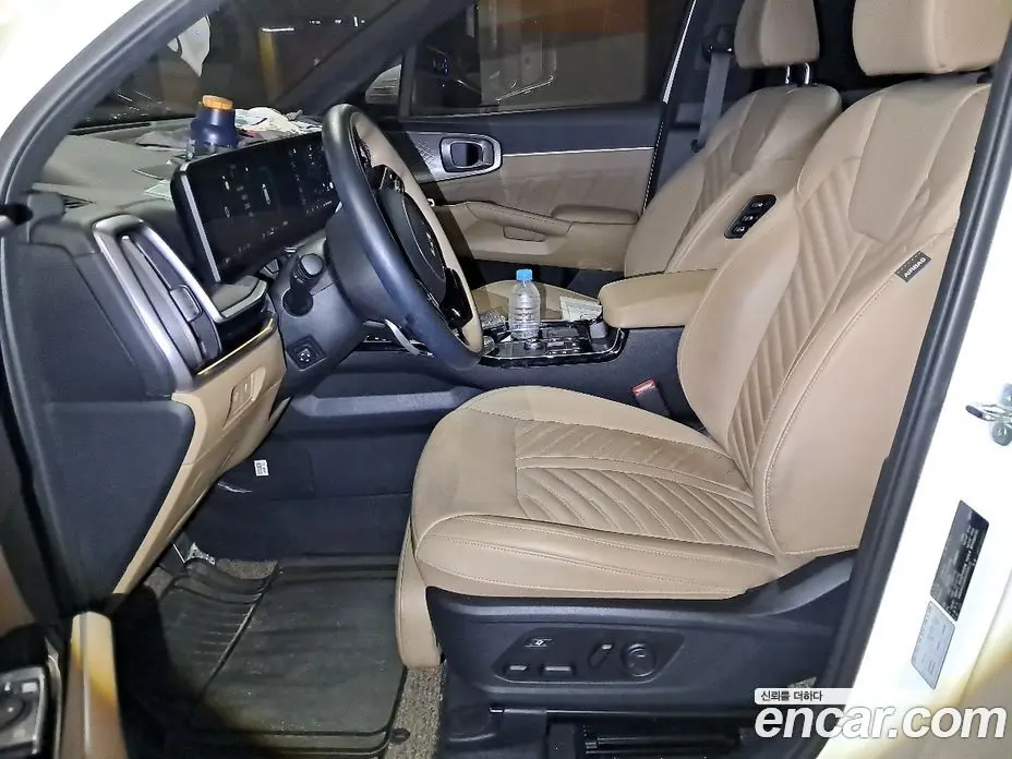 Kia Sorento 2024 1.6 автомат (гидро), фото 16 Kia Sorento 2024 1.6 автомат (гидро), фото 16