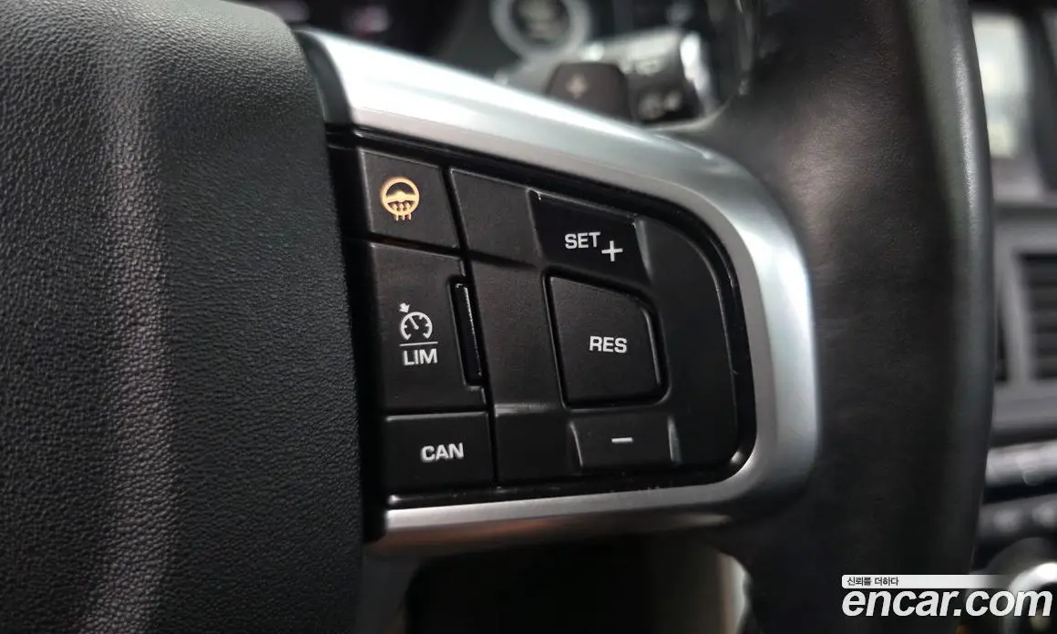 Land Rover Discovery Sport 2016 2.0 автомат (гидро), фото 16 Land Rover Discovery Sport 2016 2.0 автомат (гидро), фото 16