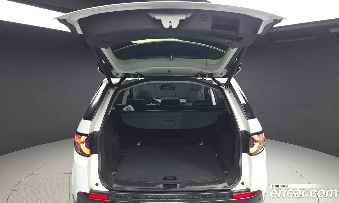 Land Rover Discovery Sport 2016 2.0 автомат (гидро), фото 20 Land Rover Discovery Sport 2016 2.0 автомат (гидро), фото 20