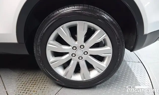 Land Rover Discovery Sport 2016 2.0 автомат (гидро), миниатюра 5 Land Rover Discovery Sport 2016 2.0 автомат (гидро), миниатюра 5