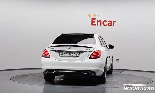 Mercedes-Benz C-Class 2016 2.1 автомат (гидро), миниатюра 4 Mercedes-Benz C-Class 2016 2.1 автомат (гидро), миниатюра 4