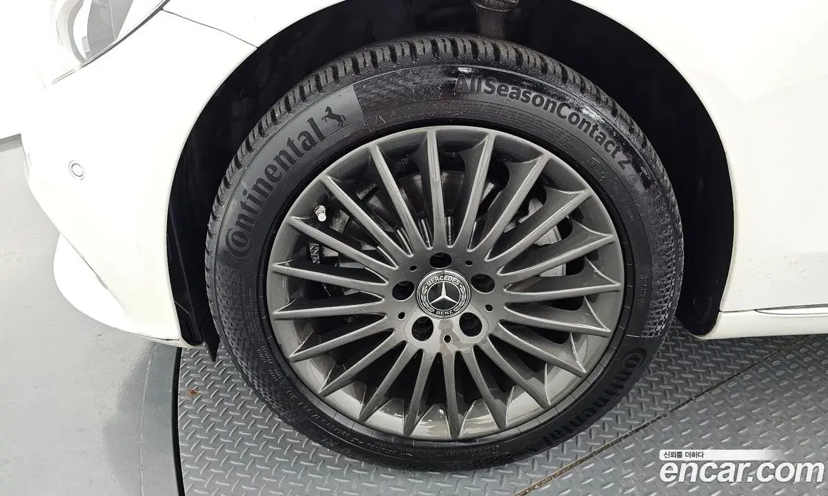 Mercedes-Benz C-Class 2016 2.1 автомат (гидро), фото 5 Mercedes-Benz C-Class 2016 2.1 автомат (гидро), фото 5
