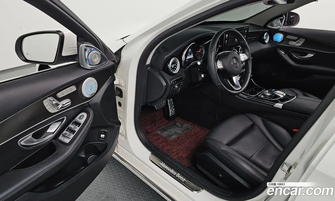 Mercedes-Benz C-Class 2016 2.1 автомат (гидро), фото 10 Mercedes-Benz C-Class 2016 2.1 автомат (гидро), фото 10