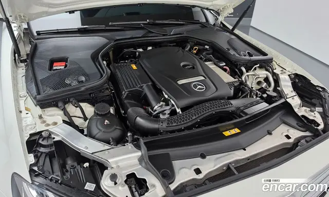Mercedes-Benz E-Class 2018 2.0 автомат (гидро), миниатюра 6