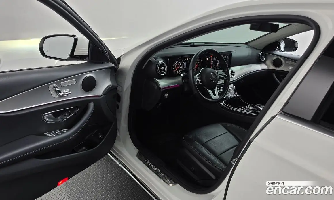 Mercedes-Benz E-Class 2018 2.0 автомат (гидро), фото 10